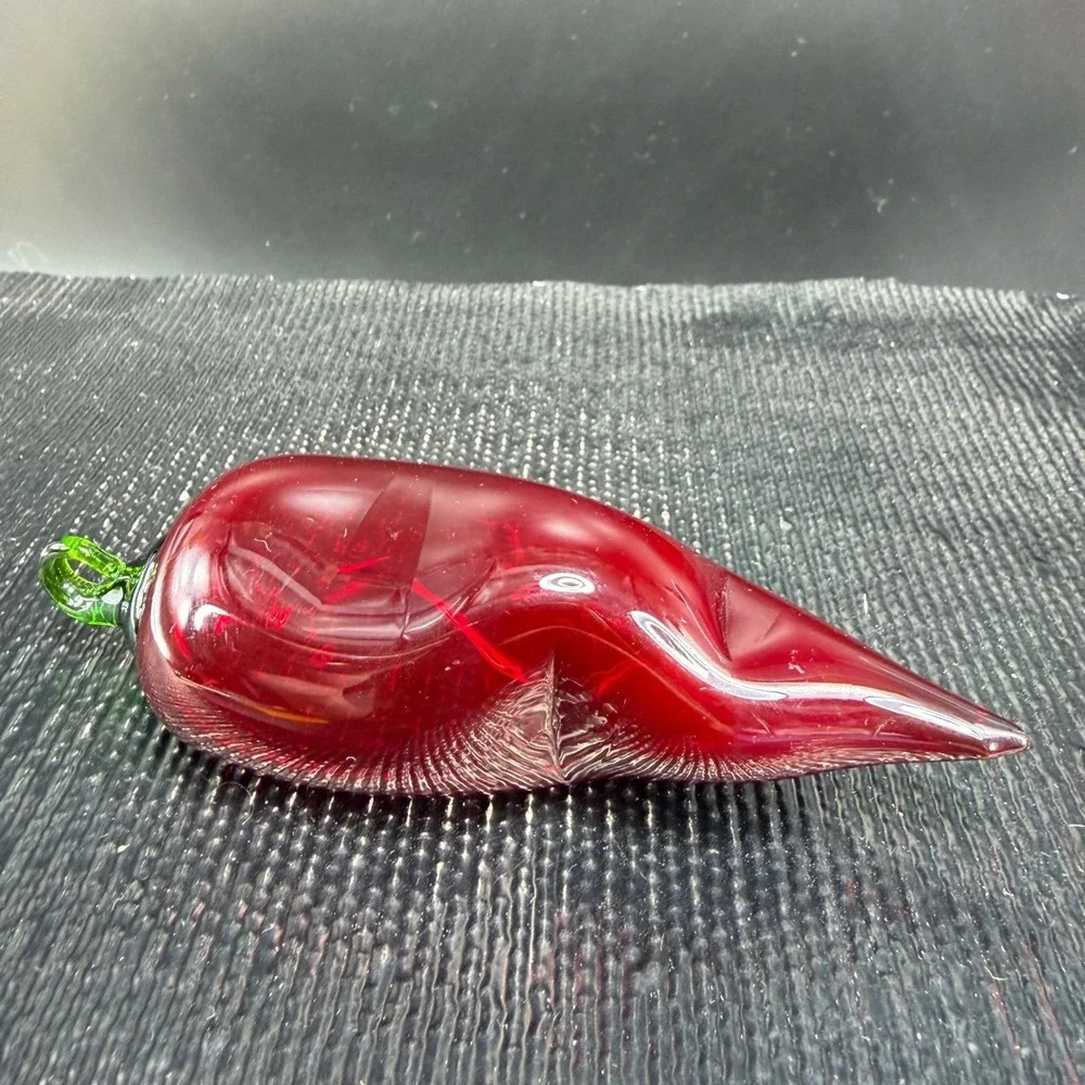 Vintage Hand Blown Glass Chili Pepper Ornaments Red Green Set of 2 Figurines‎